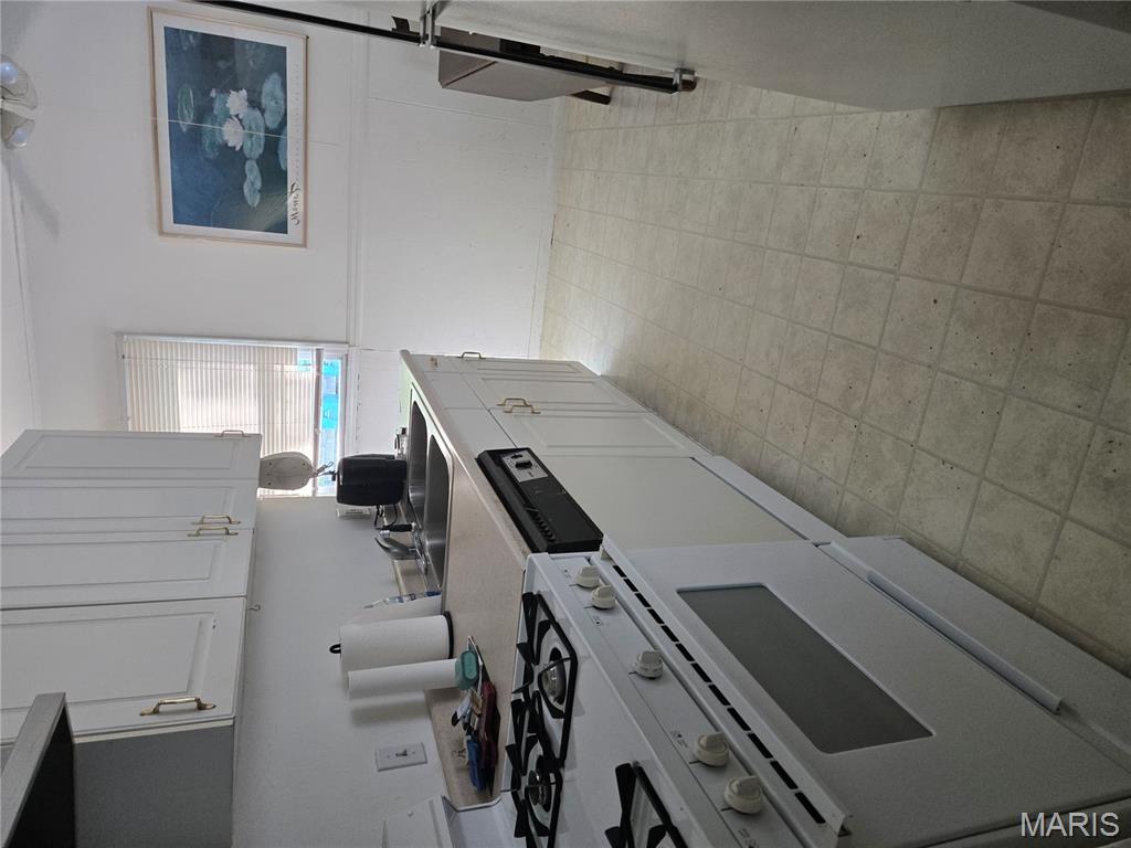 312 Oak Tree Drive