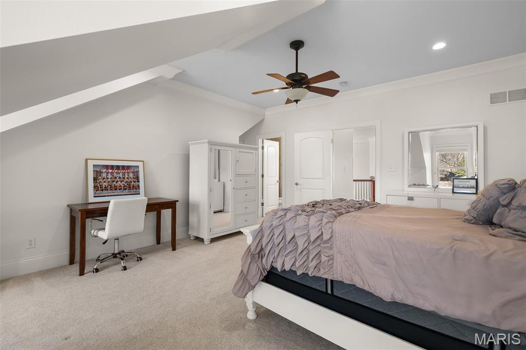 Outer Ladue Drive - Residential