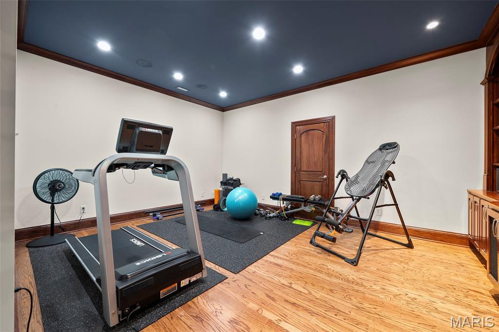 Outer Ladue Drive - Residential