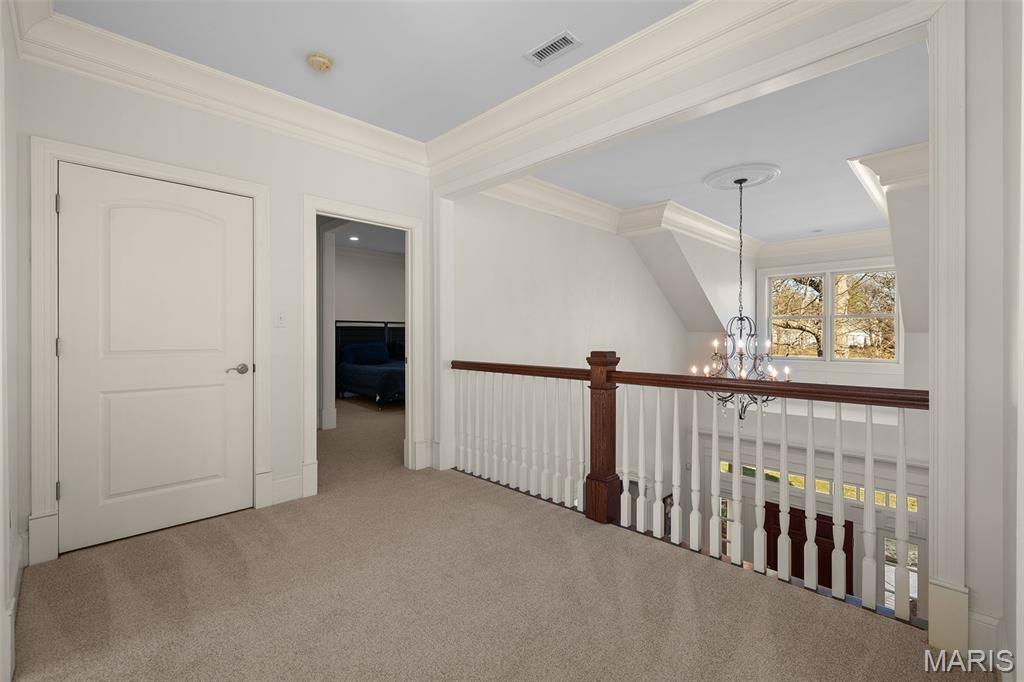 Outer Ladue Drive - Residential