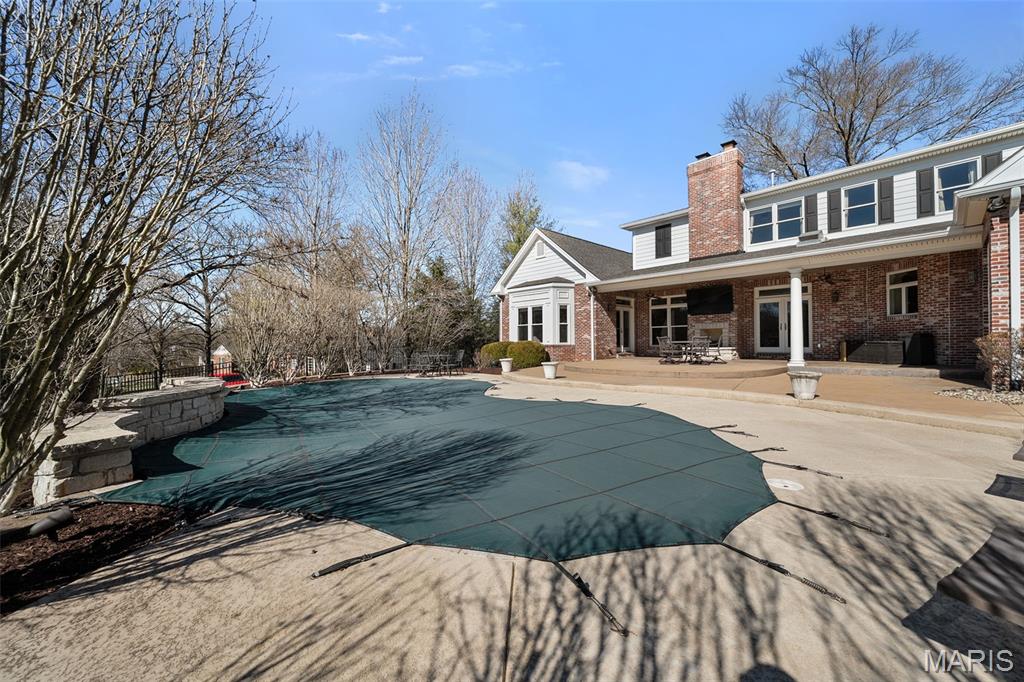 Outer Ladue Drive - Residential