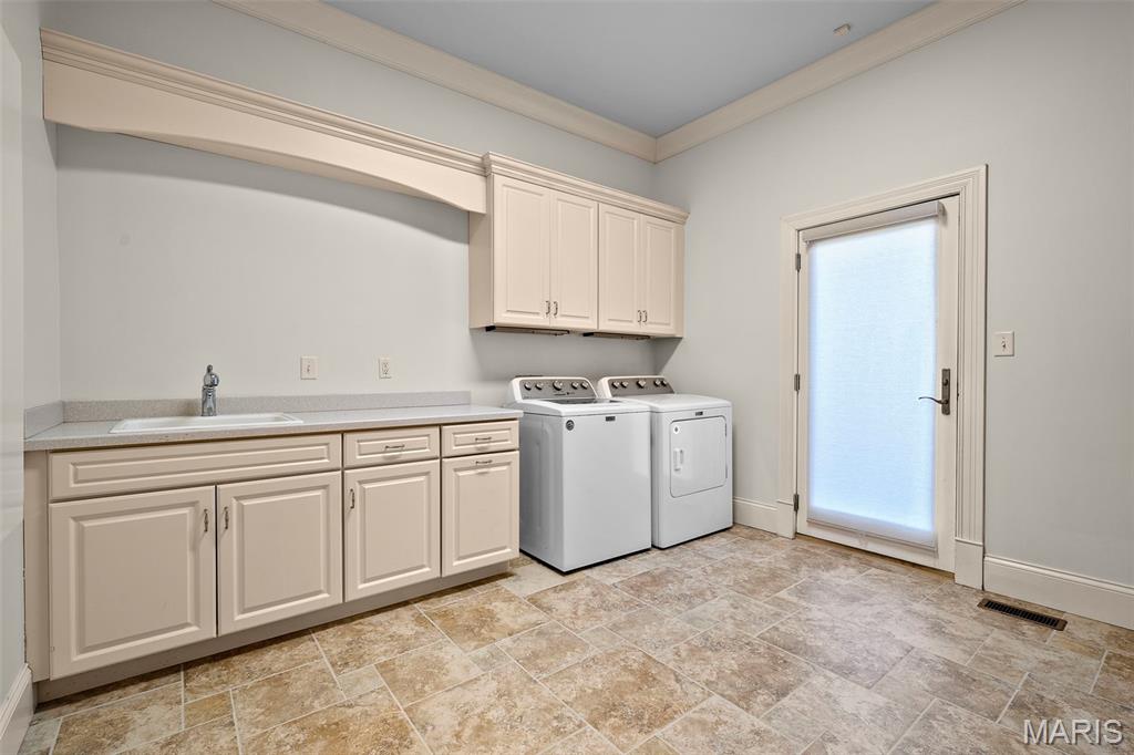 Outer Ladue Drive - Residential