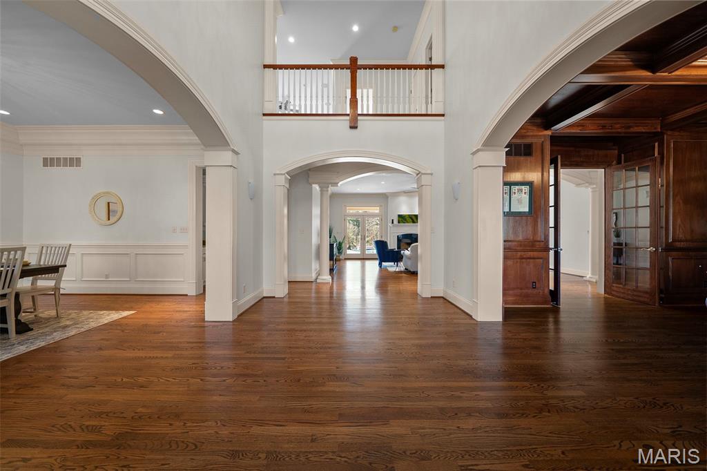 Outer Ladue Drive - Residential