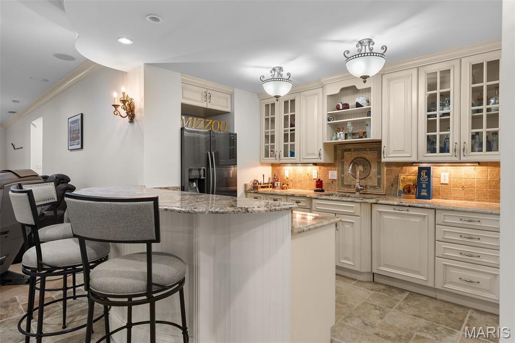 Outer Ladue Drive - Residential