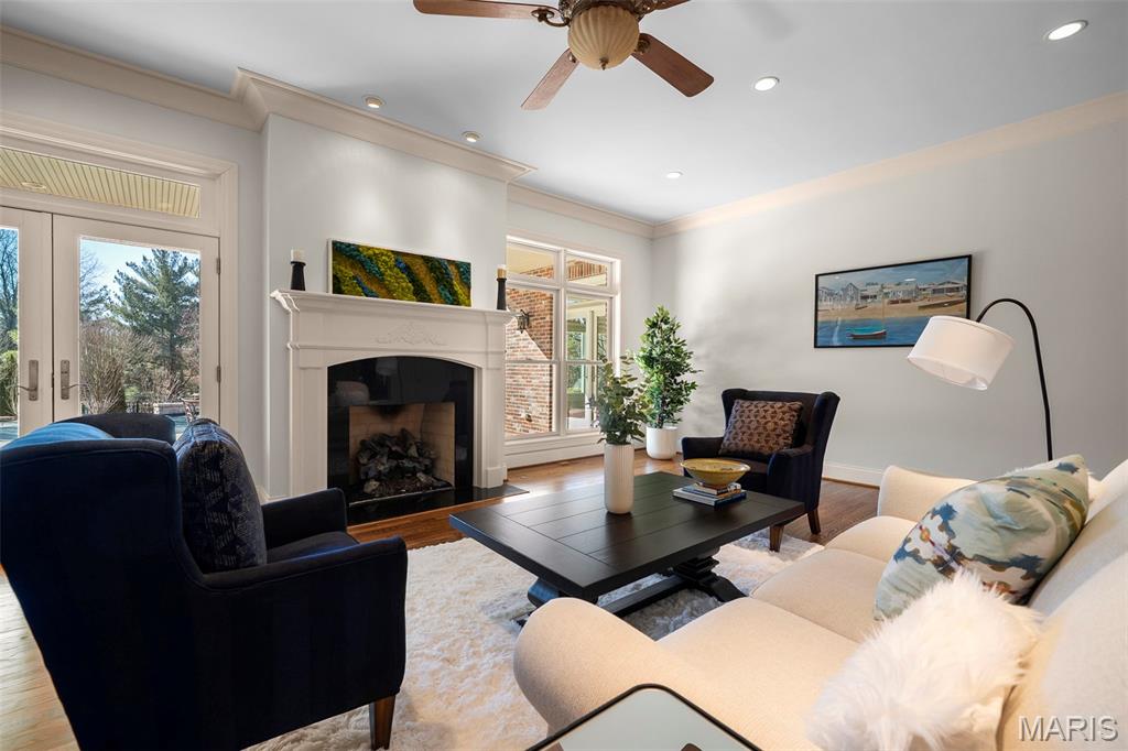 Outer Ladue Drive - Residential