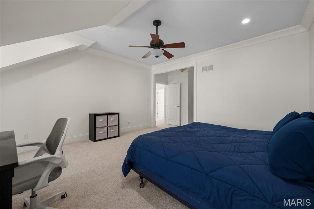 Outer Ladue Drive - Residential