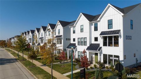 16543 Yellowwood Drive 66-302 Chesterfield MO 63017