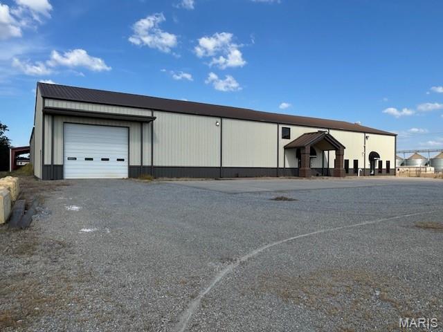 0000 - Commercial Sale