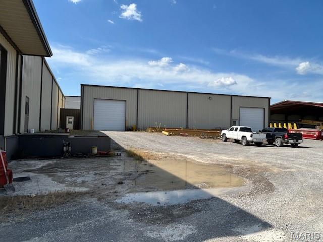 0000 - Commercial Sale