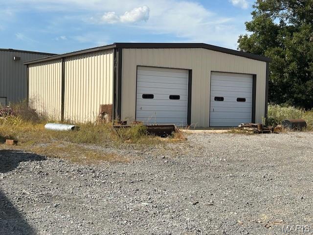 0000 - Commercial Sale