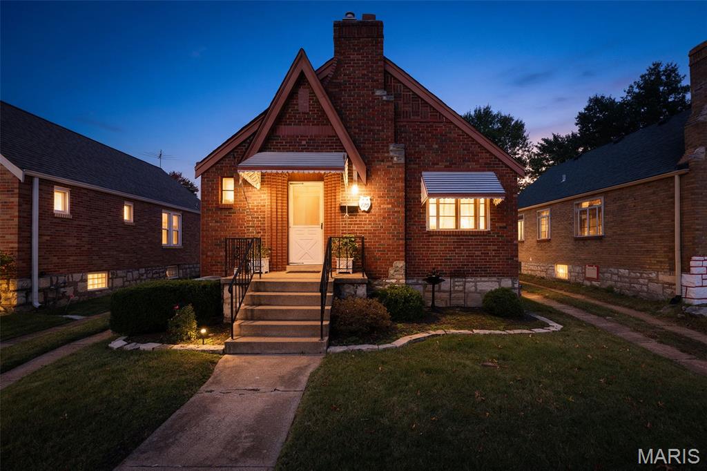 Photo of 729 Zeiss AVE, St Louis, MO 63125 (MLS # 26067023)