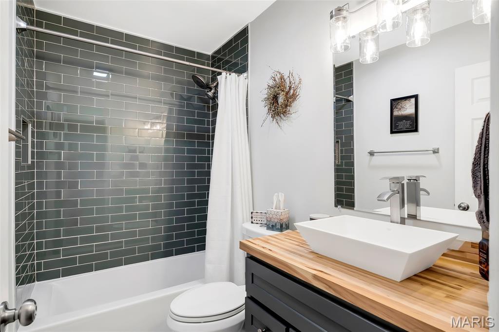 Chatelaine 2 - Residential