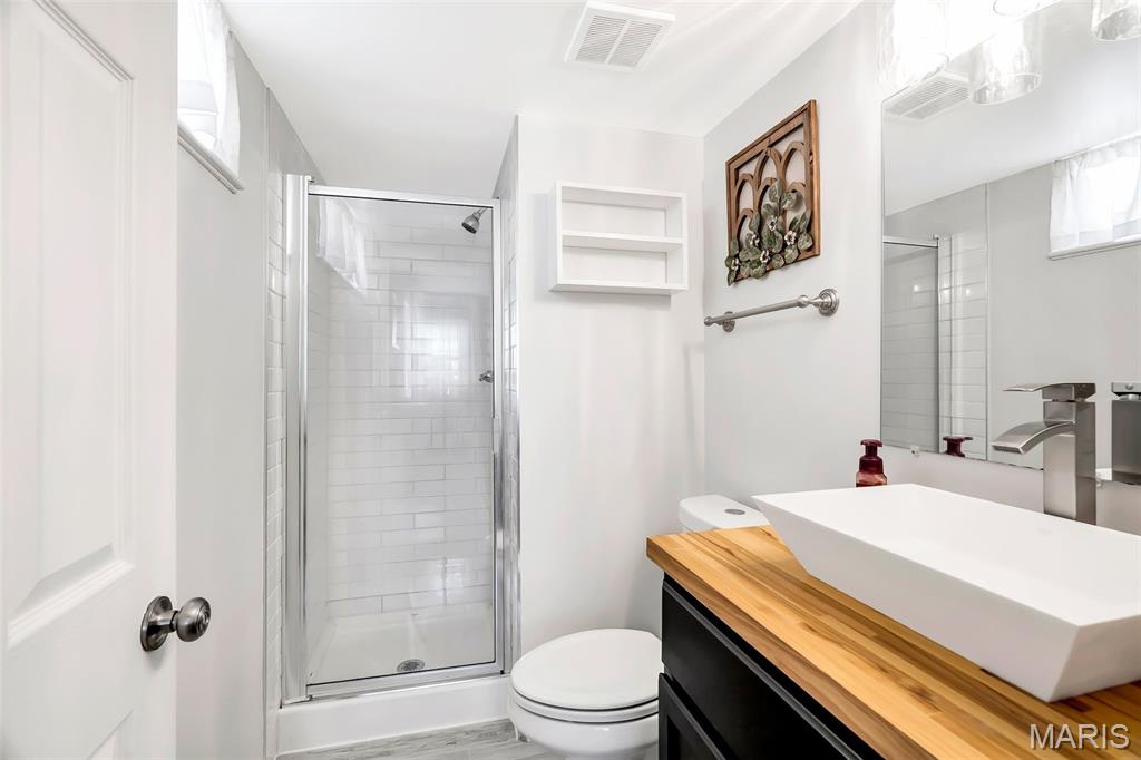 Chatelaine 2 - Residential