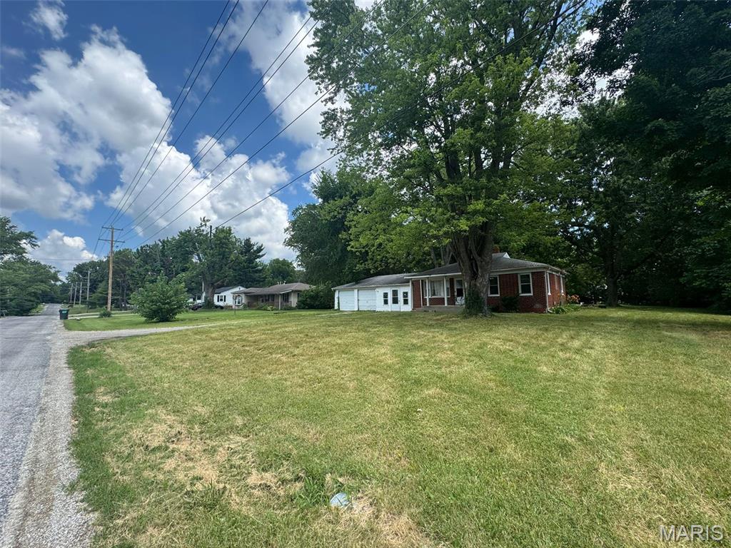 6 Maple Drive