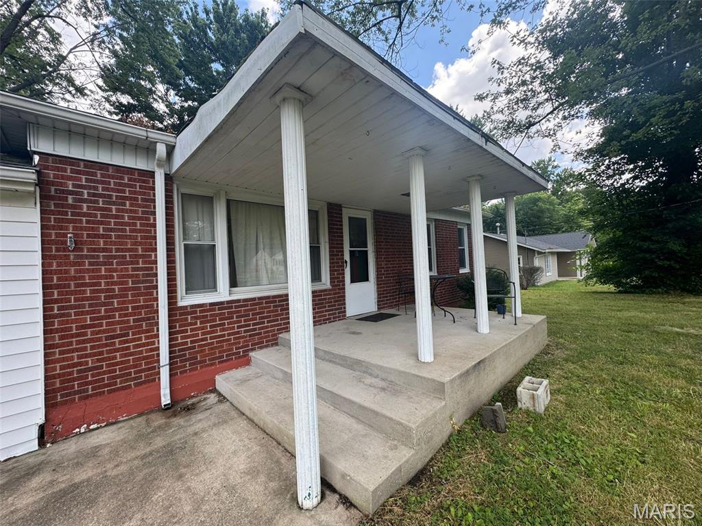 6 Maple Drive