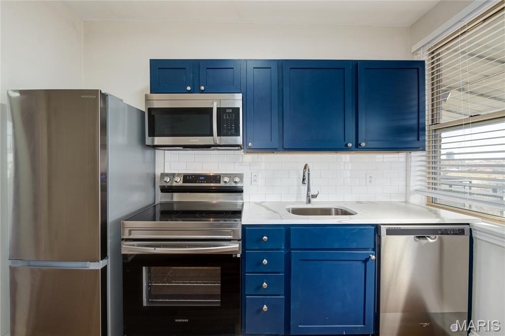 Oakland Park - Residential Income