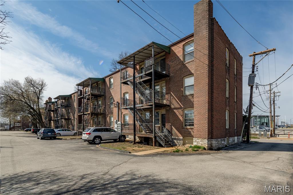 Oakland Park - Residential Income