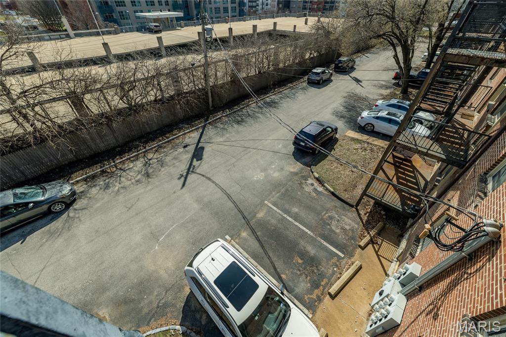 Oakland Park - Residential Income