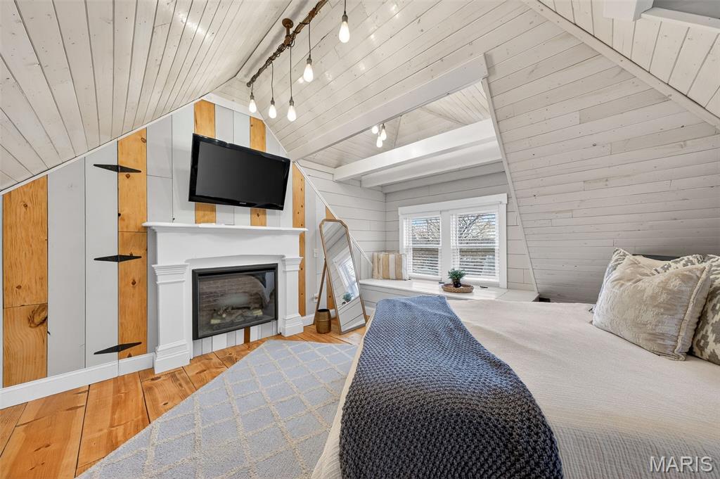 Shields Sub Of Sutton Tr - Residential