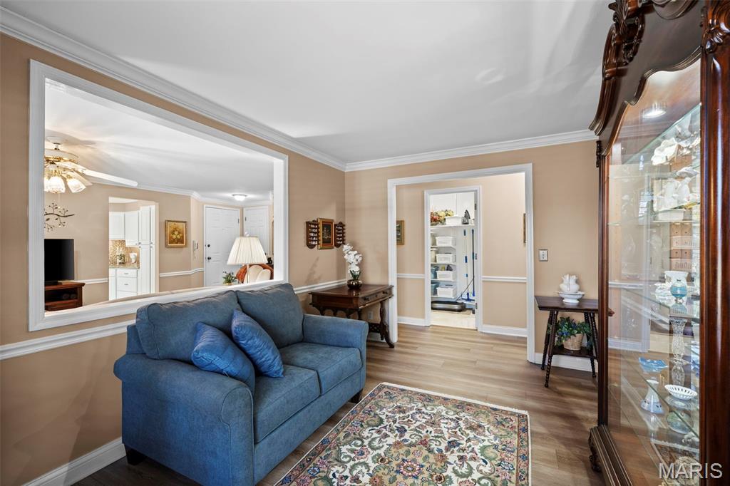 Treetop Condo One-M - Residential