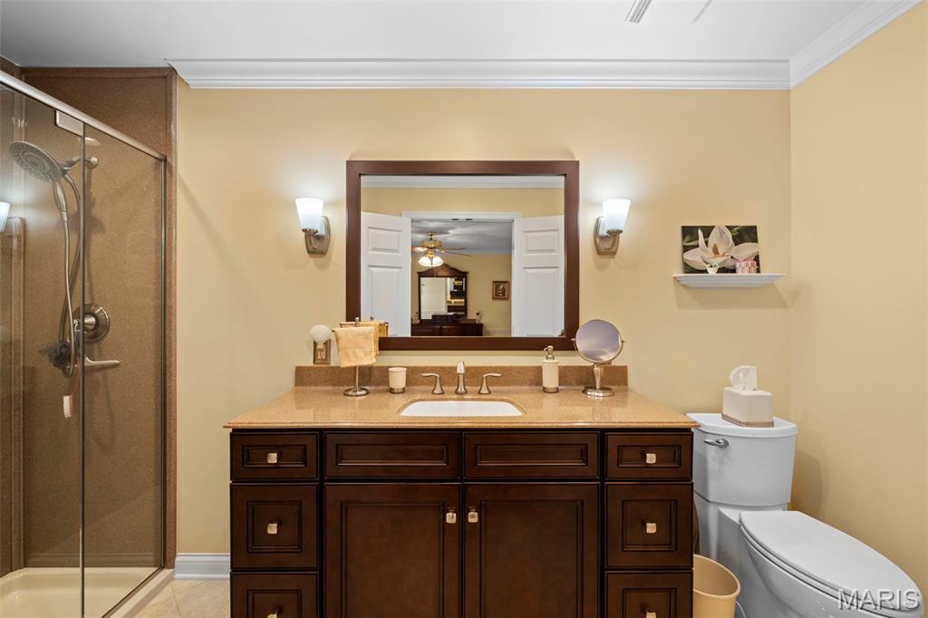 Treetop Condo One-M - Residential