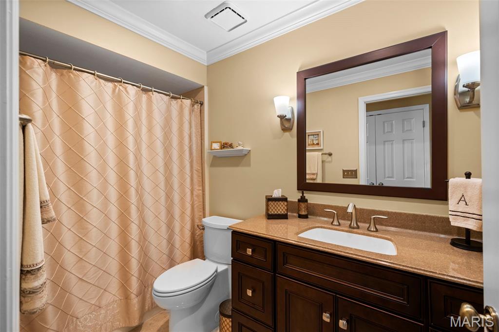 Treetop Condo One-M - Residential