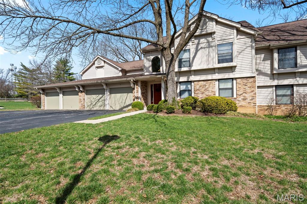 Treetop Condo One-M - Residential