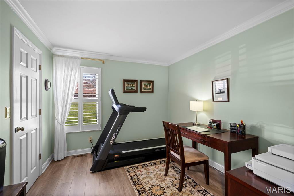 Treetop Condo One-M - Residential