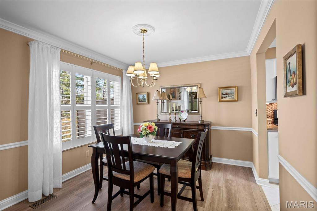 Treetop Condo One-M - Residential