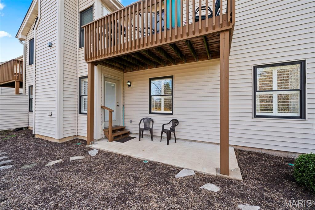 Treetop Condo One-M - Residential