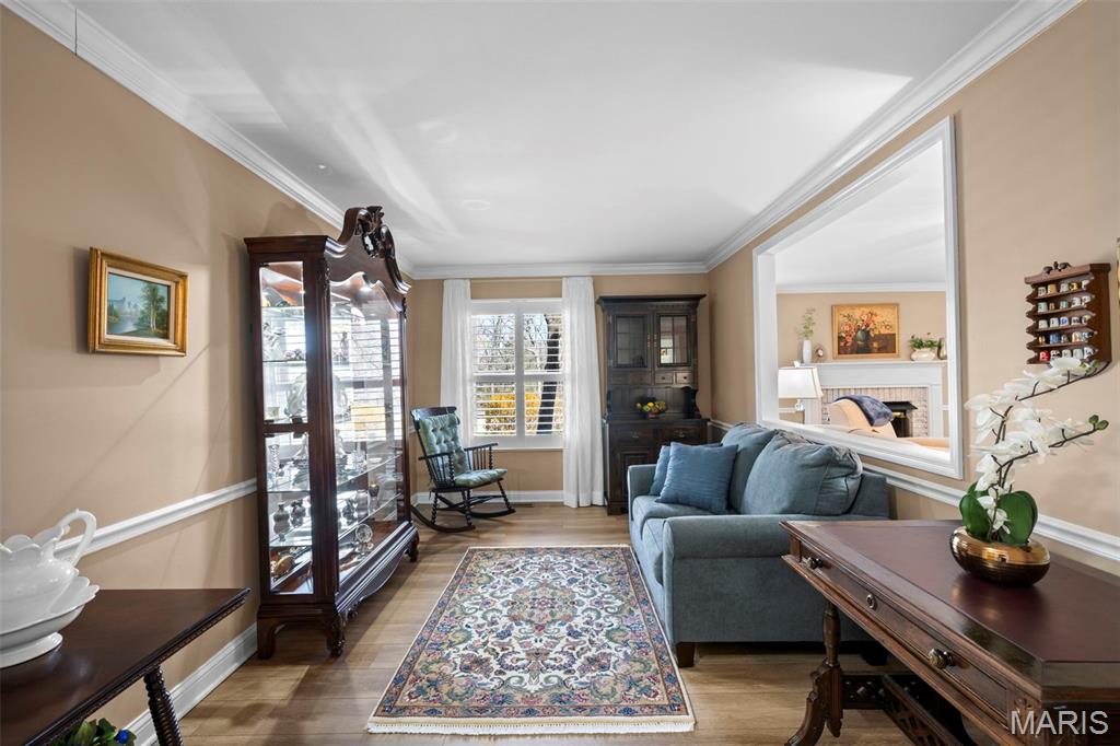 Treetop Condo One-M - Residential