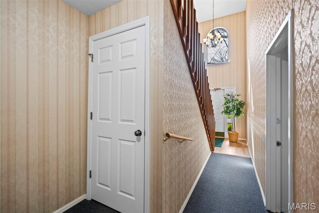 Treetop Condo One-M - Residential