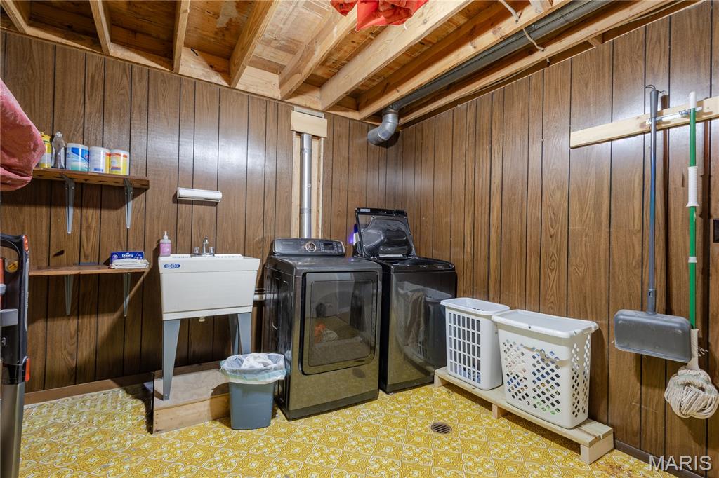 Woodland Hills Estate - Residential