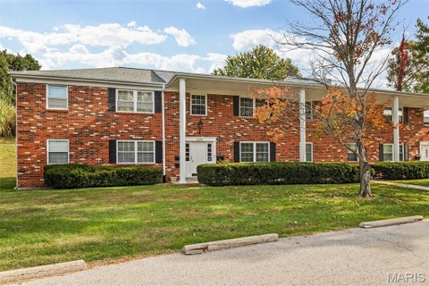 Photo of 3208 Denmark Drive #D, Bridgeton, MO 63044 (MLS # 26063559)