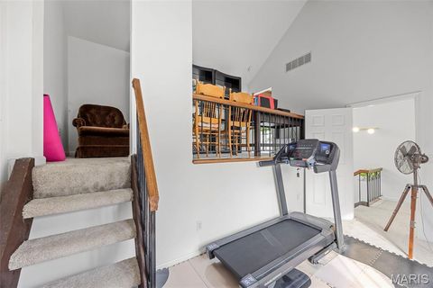 Tiny photo for 925 Maison Ladue Drive, Creve Coeur, MO 63141 (MLS # 25063788)