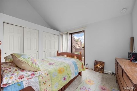 Tiny photo for 925 Maison Ladue Drive, Creve Coeur, MO 63141 (MLS # 25063788)