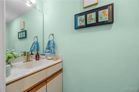 Tiny photo for 925 Maison Ladue Drive, Creve Coeur, MO 63141 (MLS # 25063788)