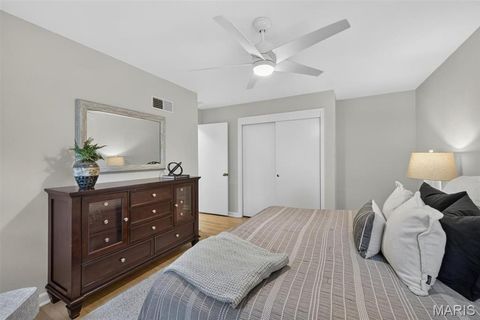Tiny photo for 223 Woodridge Road, Kirkwood, MO 63122 (MLS # 26035059)