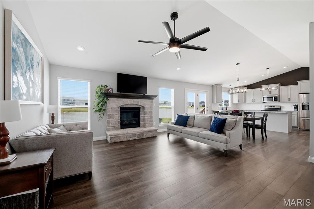Charlestowne Landing #7 - Residential