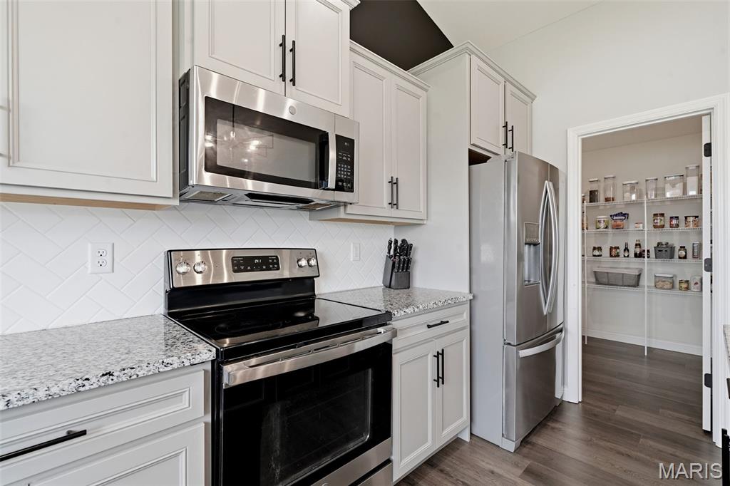 Charlestowne Landing #7 - Residential