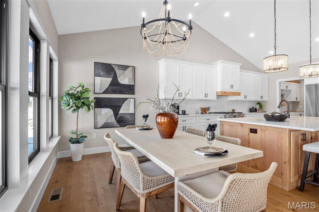 Wentzville, Missouri 63385, United States, 3 Bedrooms Bedrooms, ,3 BathroomsBathrooms,Residential,Active,140005