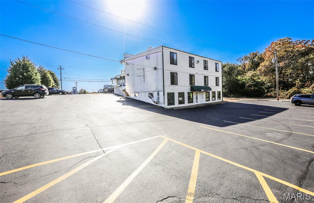 Burian Wd - Commercial Sale