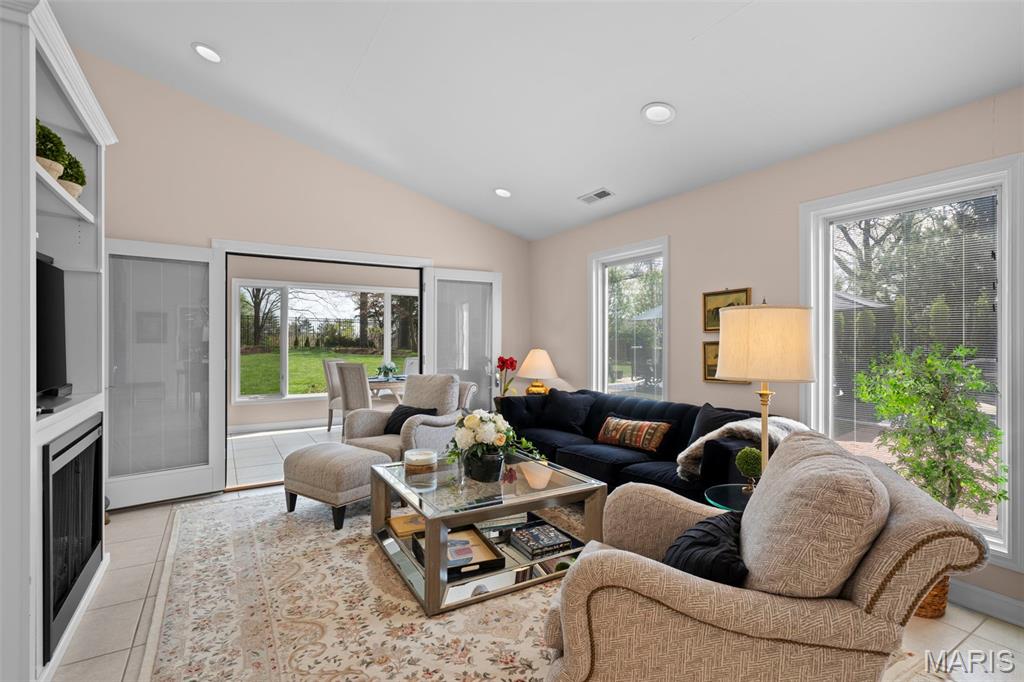 Louis J Bopp Estate - Residential