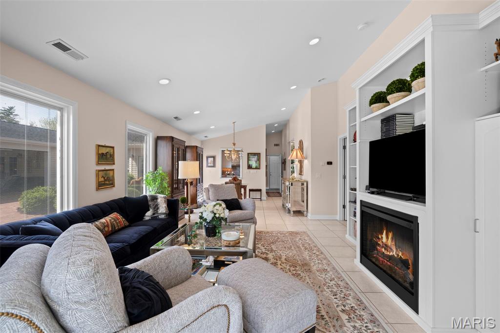 Louis J Bopp Estate - Residential