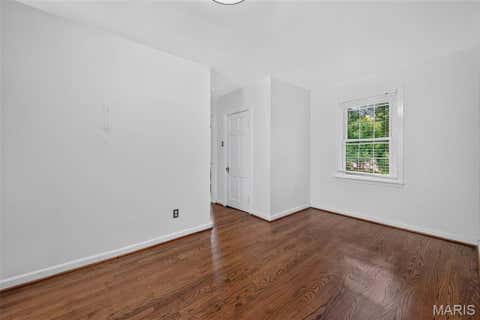 Tiny photo for 35 Wildwood Lane, Kirkwood, MO 63122 (MLS # 26046604)