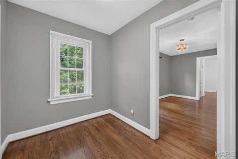 Tiny photo for 35 Wildwood Lane, Kirkwood, MO 63122 (MLS # 26046604)