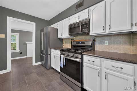 Tiny photo for 35 Wildwood Lane, Kirkwood, MO 63122 (MLS # 26046604)