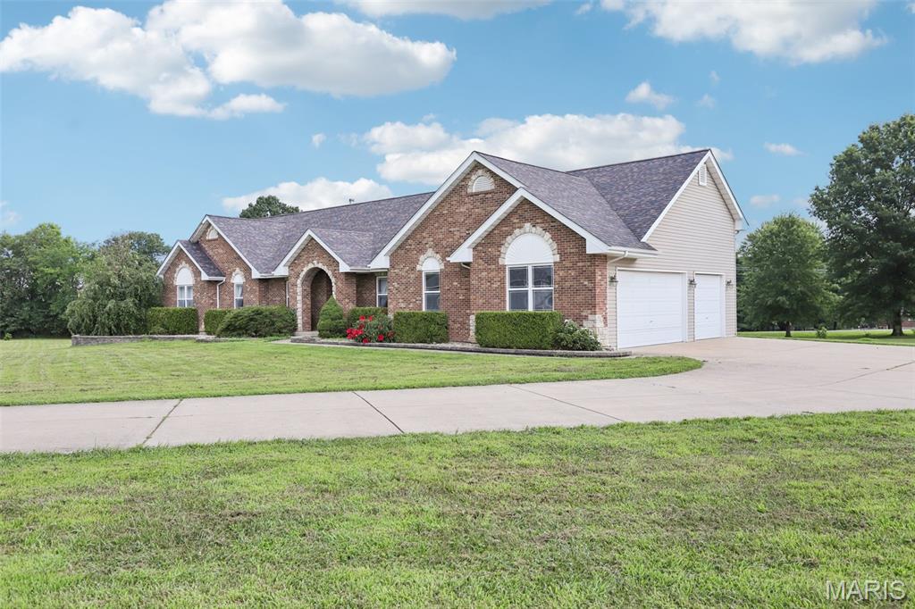4 Pico Court