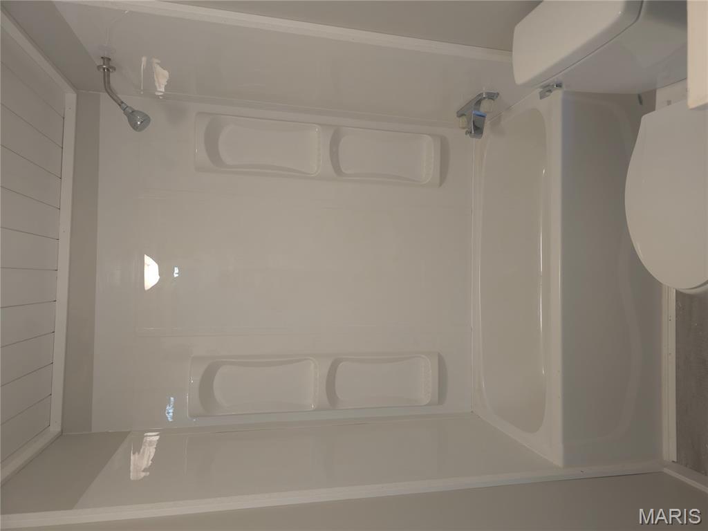 Farnhams Add - Residential