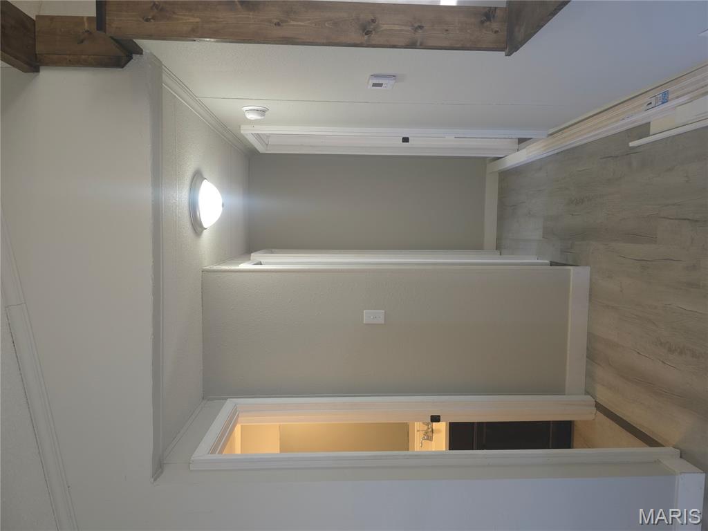 Farnhams Add - Residential